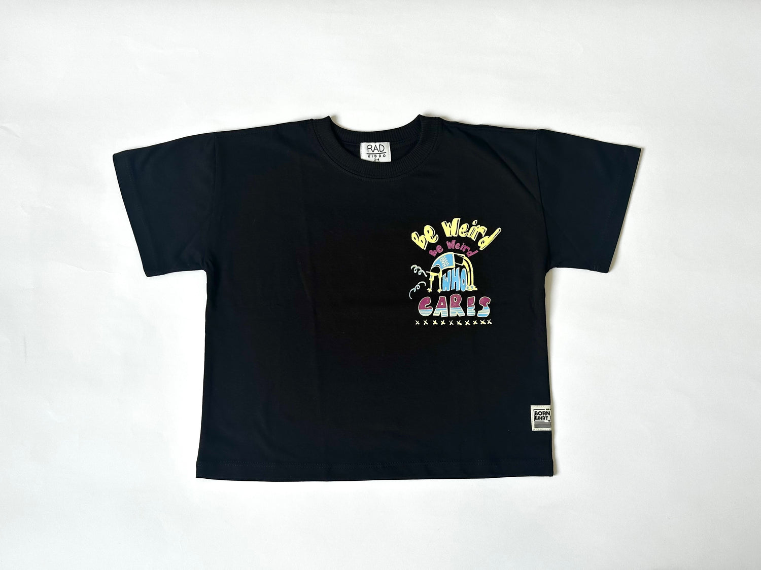 CAMISETA WHO CARES